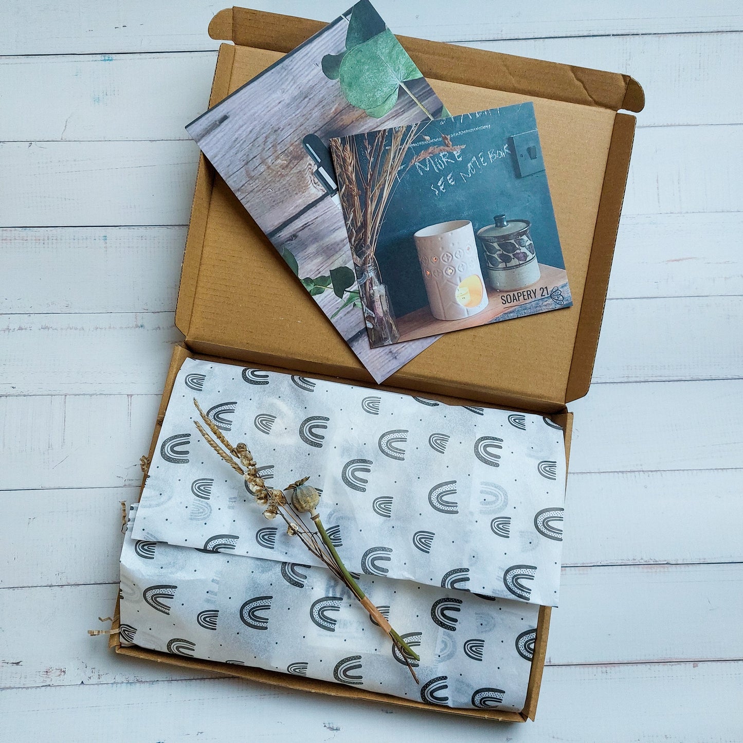 WINTER SEASON LETTERBOX SIZE GIFT BOX