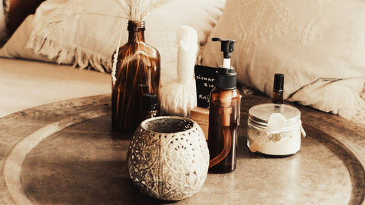 Essential Oils vs Fragrance Oils: Natural Home Scents for Wellbeing