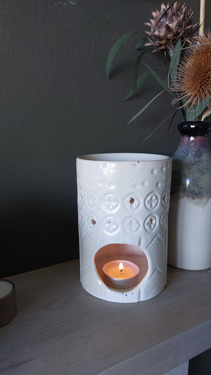 Circles Ceramic Wax & Oil Burner | Decorative & Cosy Home Fragrance