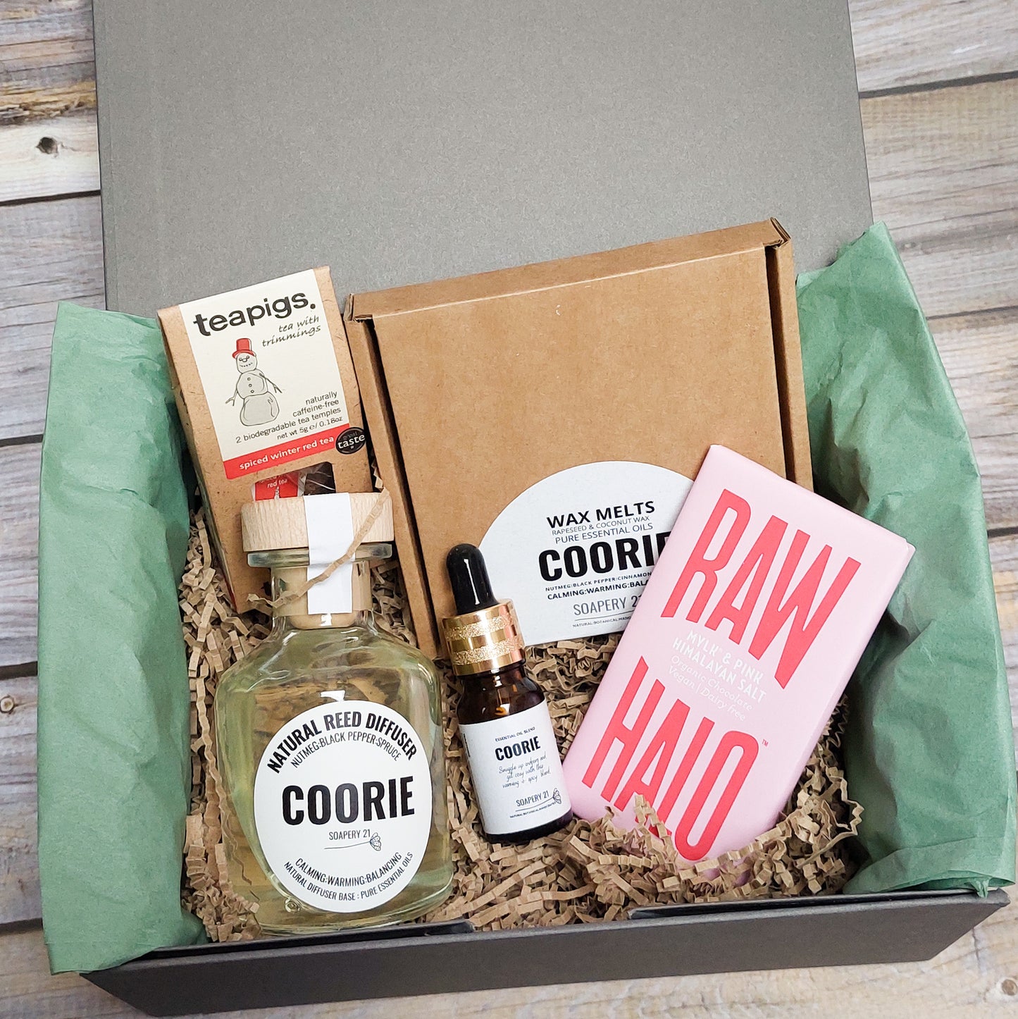 COORIE IN  : THE COSY HOME GIFT SET